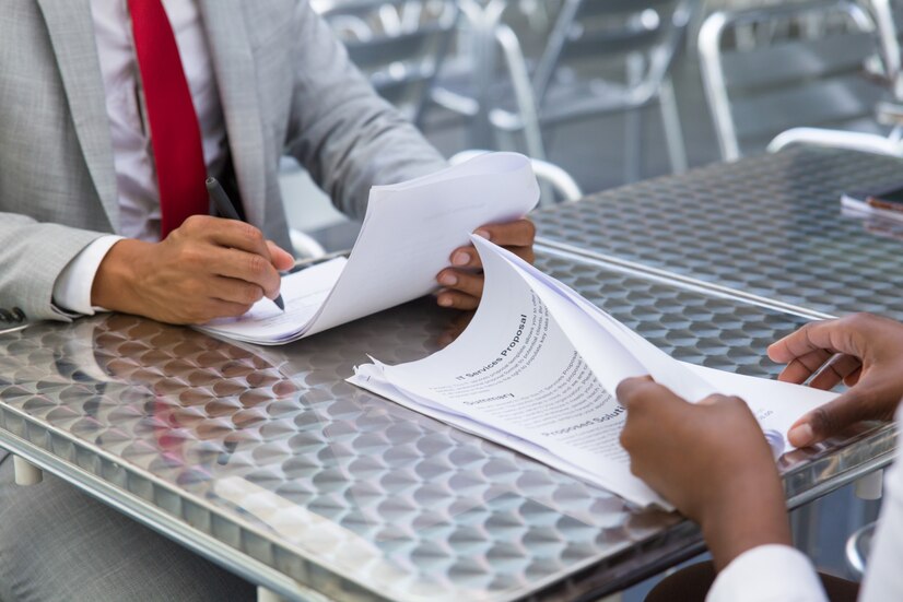 Penjelasan Singkat Mengenai Apostille dan Legalisasi Dokumen: Apa Perbedaan Keduannya?